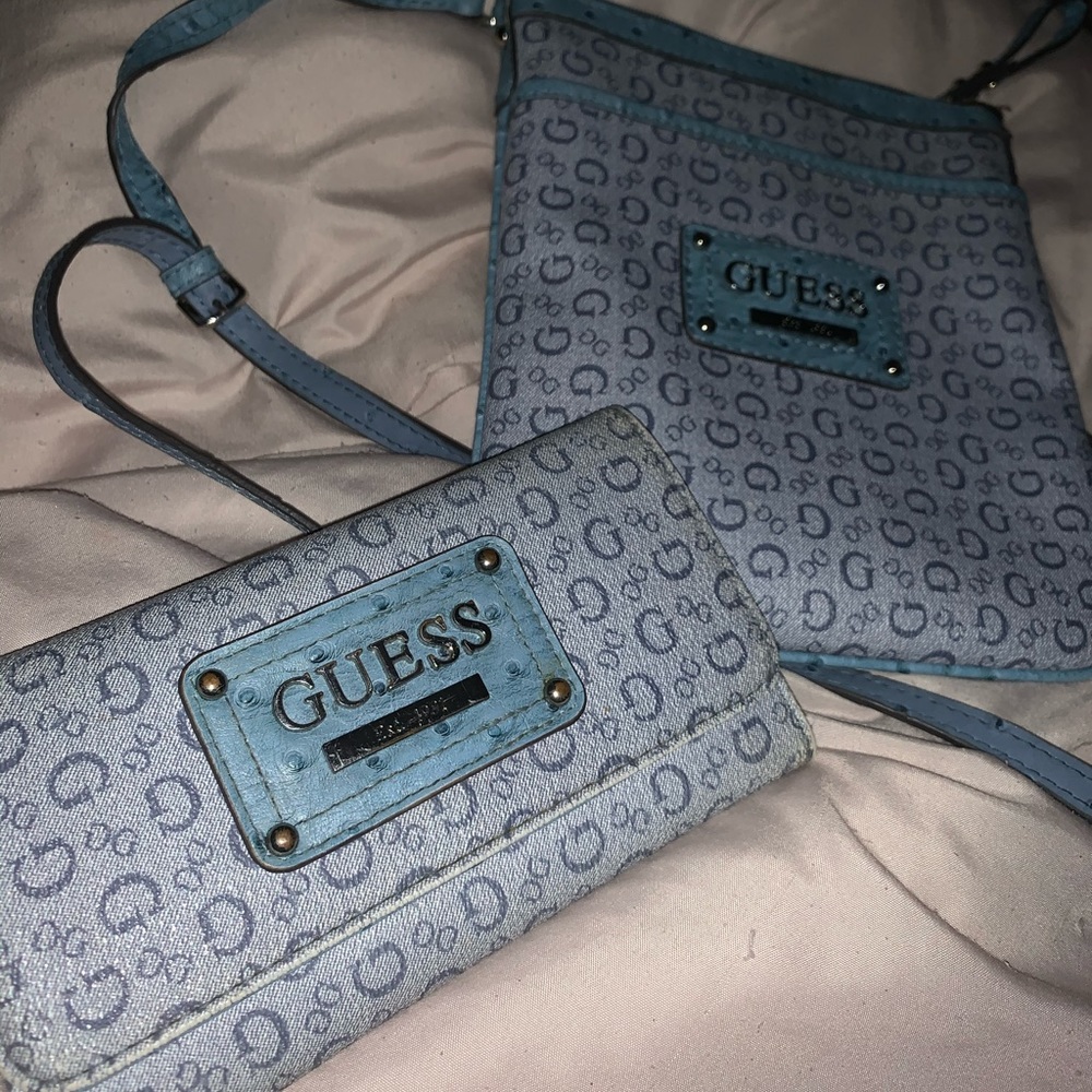 Guess bag with matching wallet